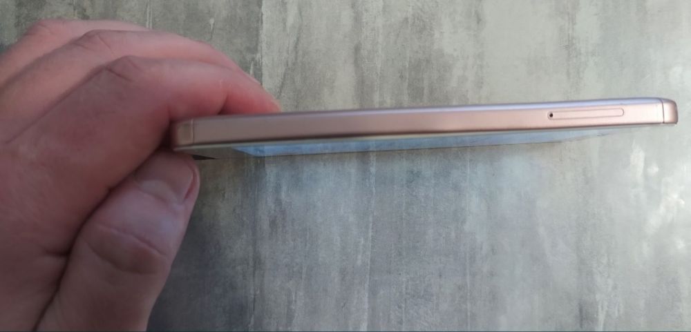 Xiaomi Redmi 4a по запчастинах