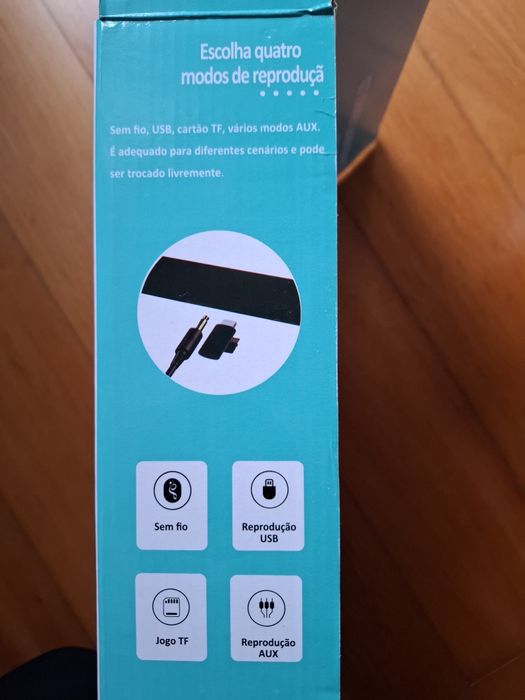 Radio, carregador de telemóvel