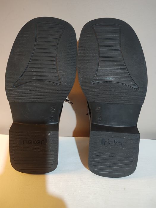 Mokasyny firmy Rieker r. 42 nowe