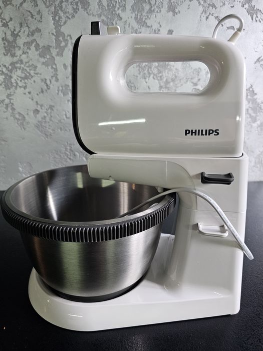Міксер  Philips  з чашею .