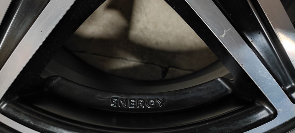 Komplet alufelg O.Z r17 5x112 z oponami zimowymi