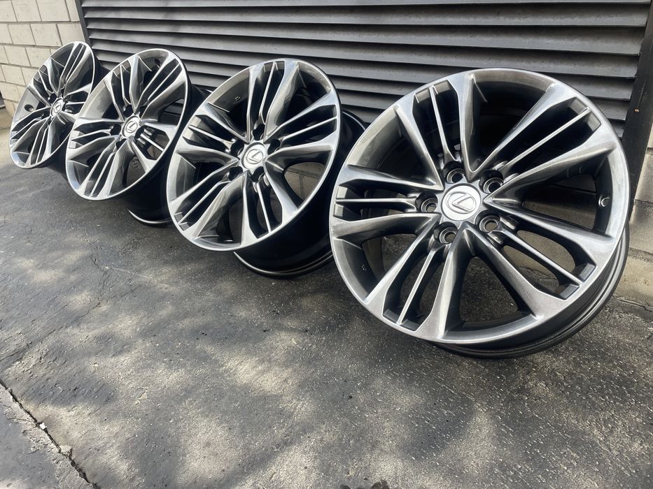 Диски R17 5/114.3 Toyota Lexus Original