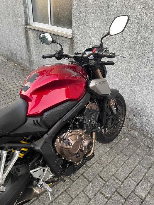 Honda CB650R Akrapovic