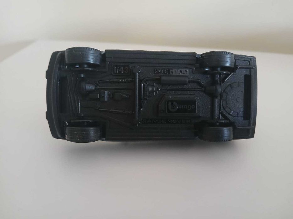 Range Rover 1/43 Burago