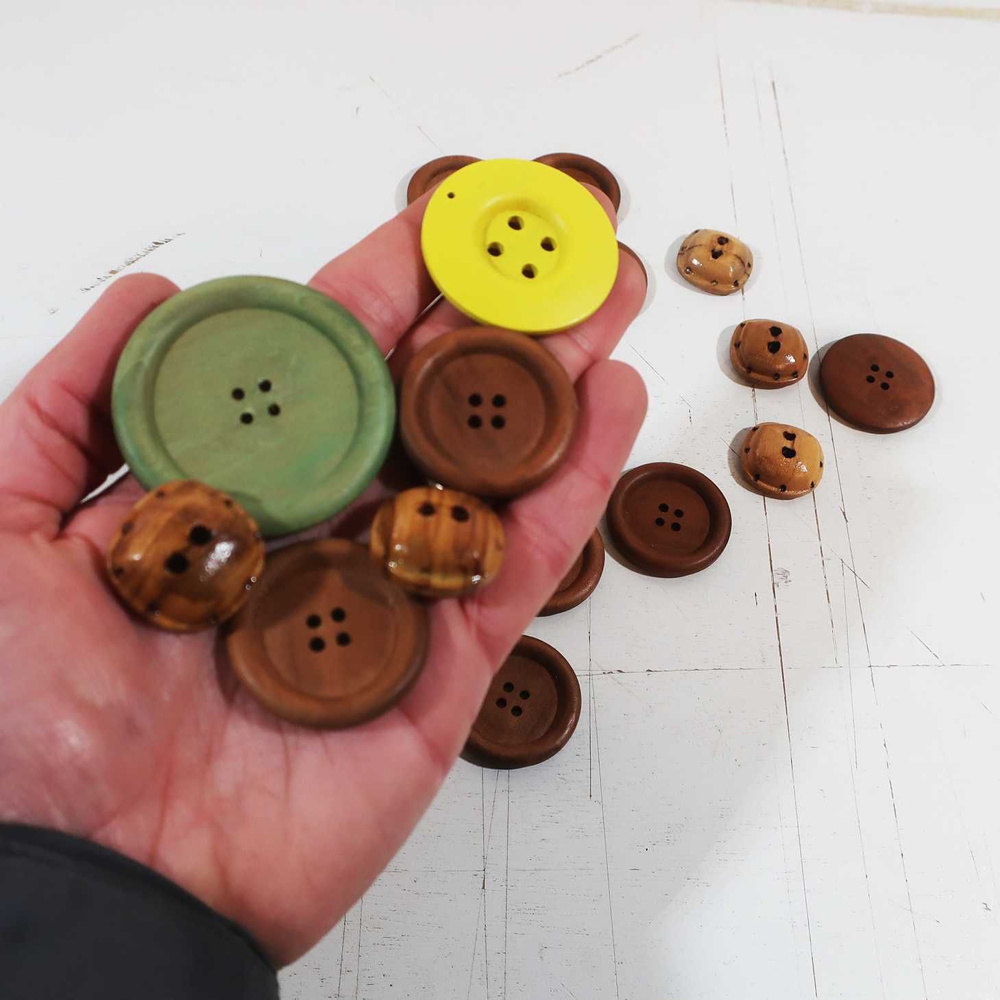 Conjunto 20x Botões de Madeira para Artesanato