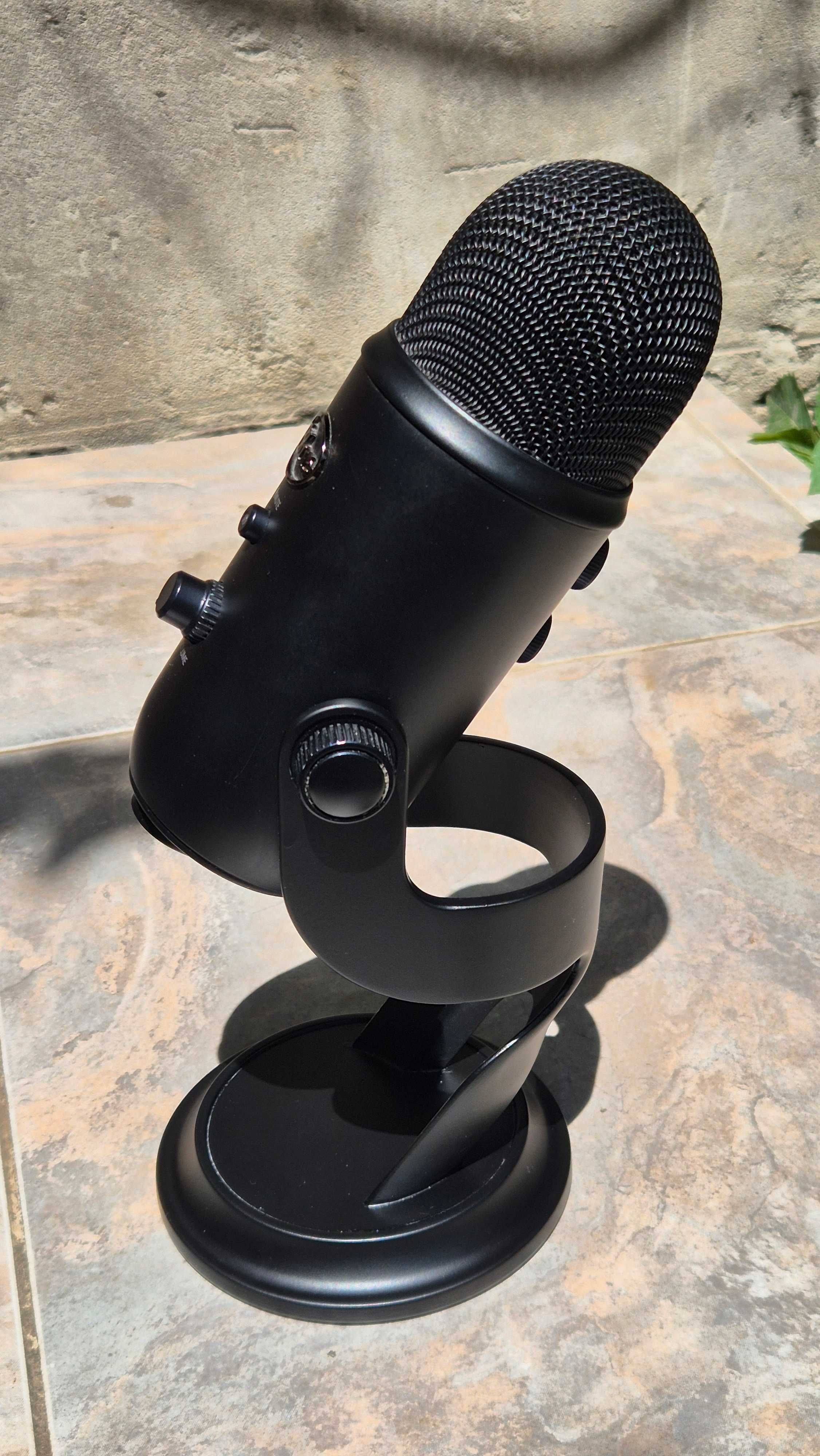 Mikrofon USB Blue Yeti – pojemnościowy, podcast, streaming