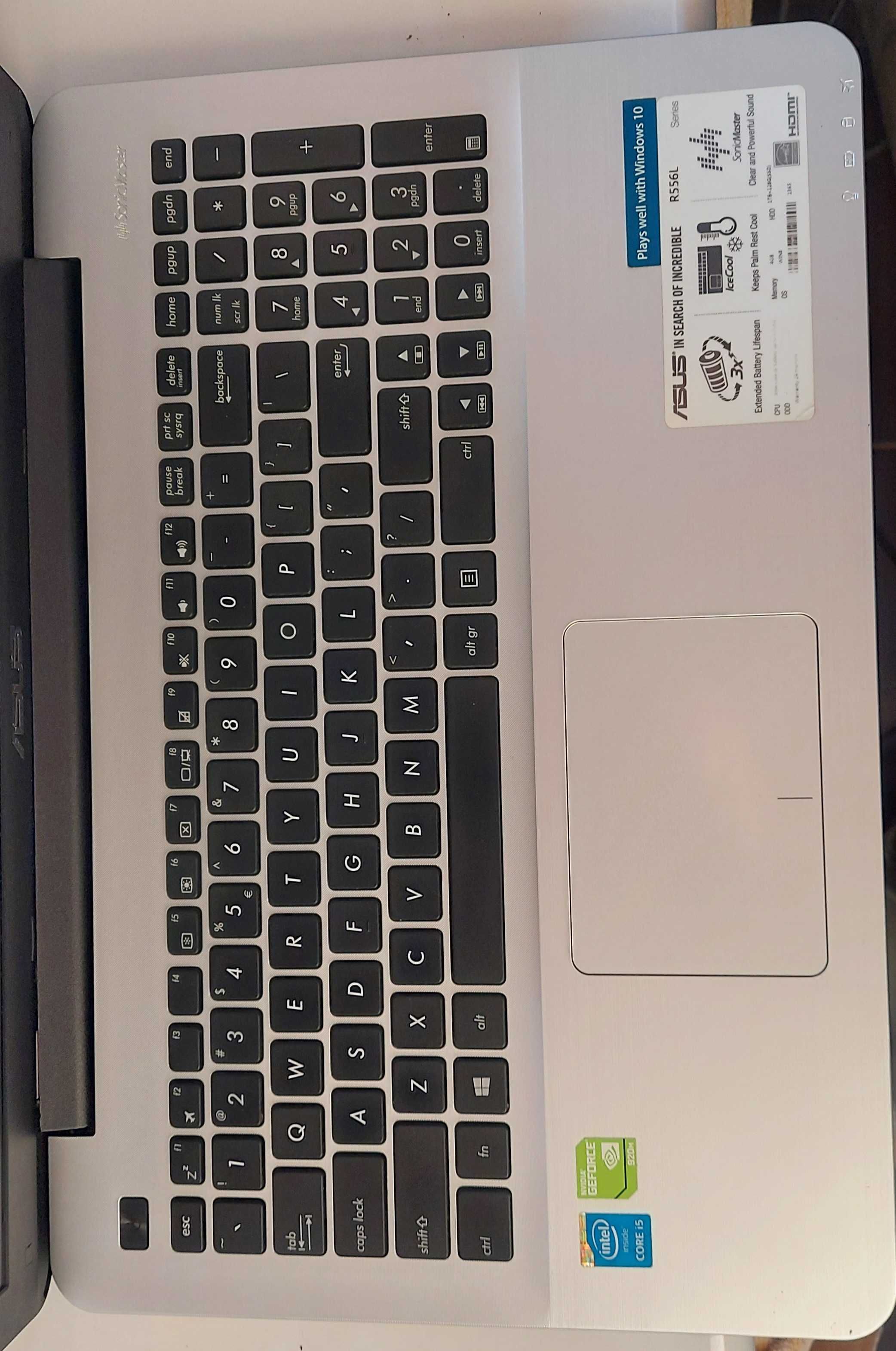 Laptop Asus R556L 1TB