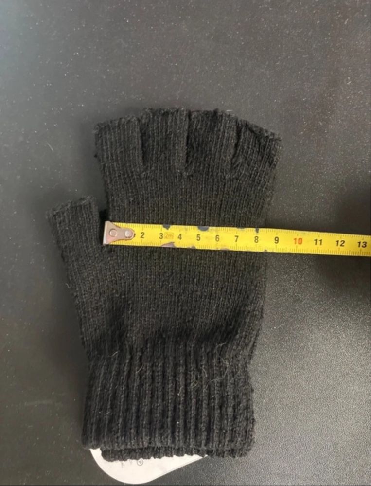 Rękawiczki czarne bez palców  nowe z metką