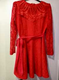 Сукня червона в гарному стані 46р.