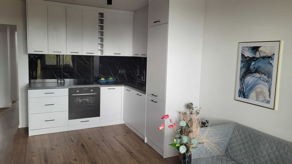 Na wymiar kuchnie, szafy oraz inne meble. Solidnie i tanio.