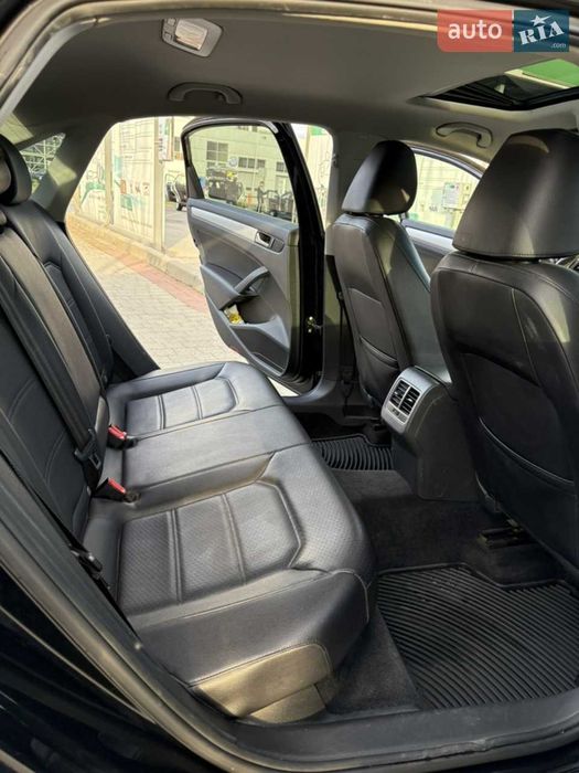 Volkswagen Passat 2012 (NMS)
