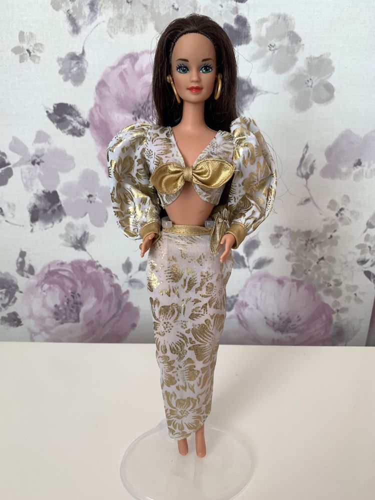 Ubranie Barbie - Fancy date fashion Barbie