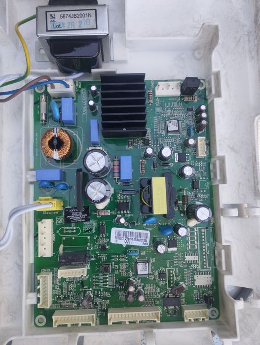 LG GBB940BMQZT elementy lodówki stan bdb.