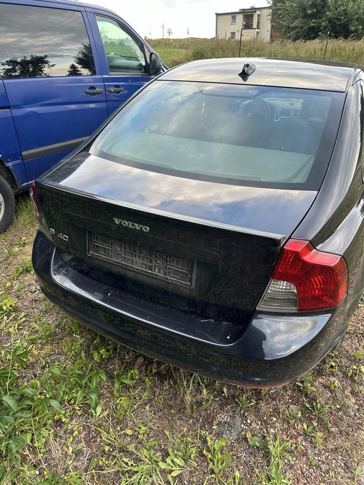 Volvo S40 2.0 Diesel 136KM 2007 • Uszkodzony przód • Na części