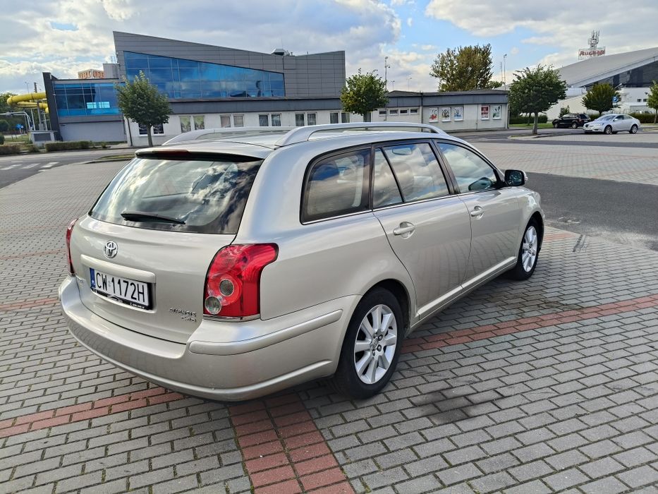 Toyota Avensis t25 2.0 D4D