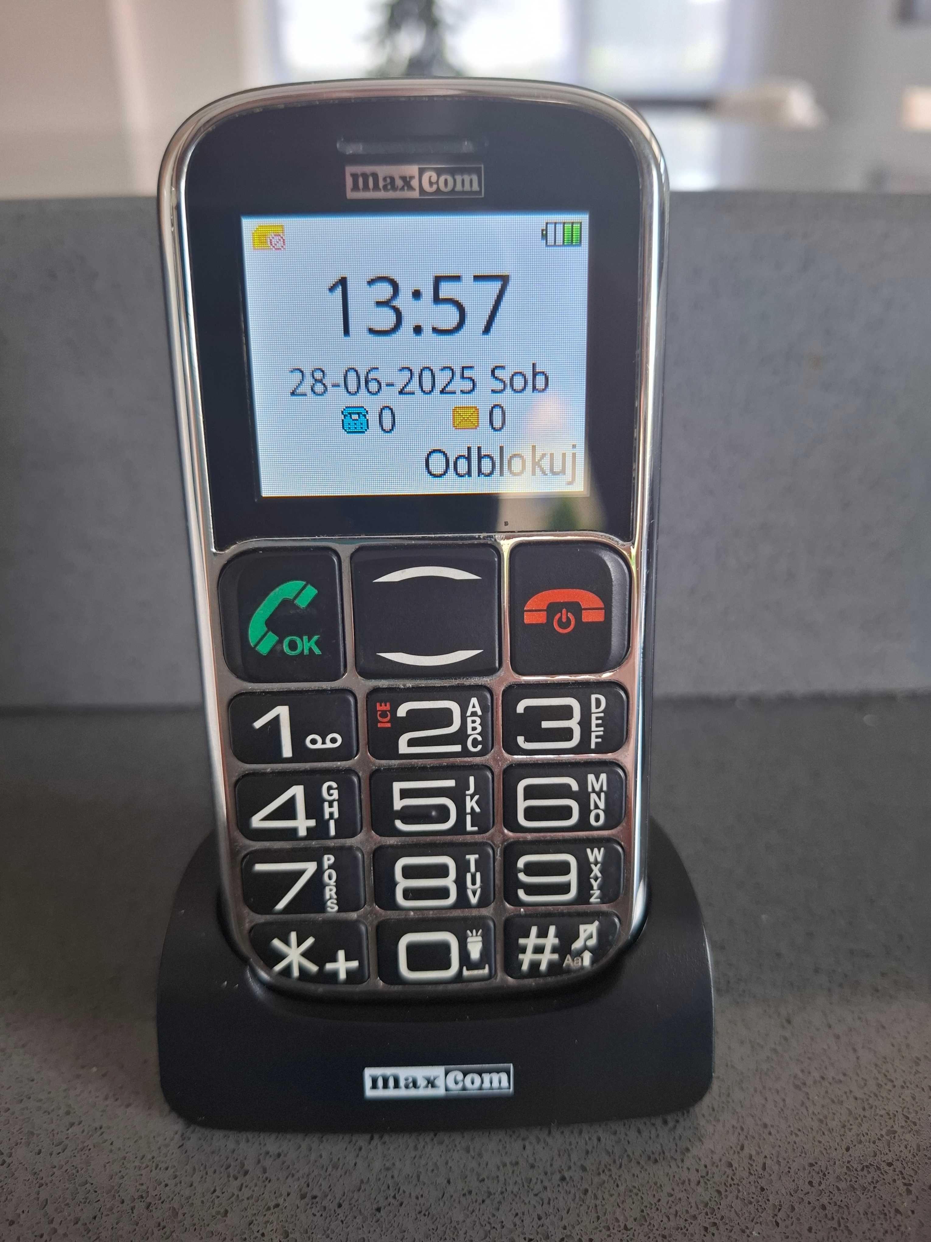 Telefon komórkowy dla seniora  MAXCOM MM462BB Czarny