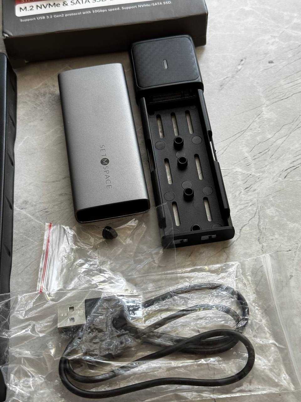 Obudowa SETMSPACE NVMe i SATA, Ssd i kabel