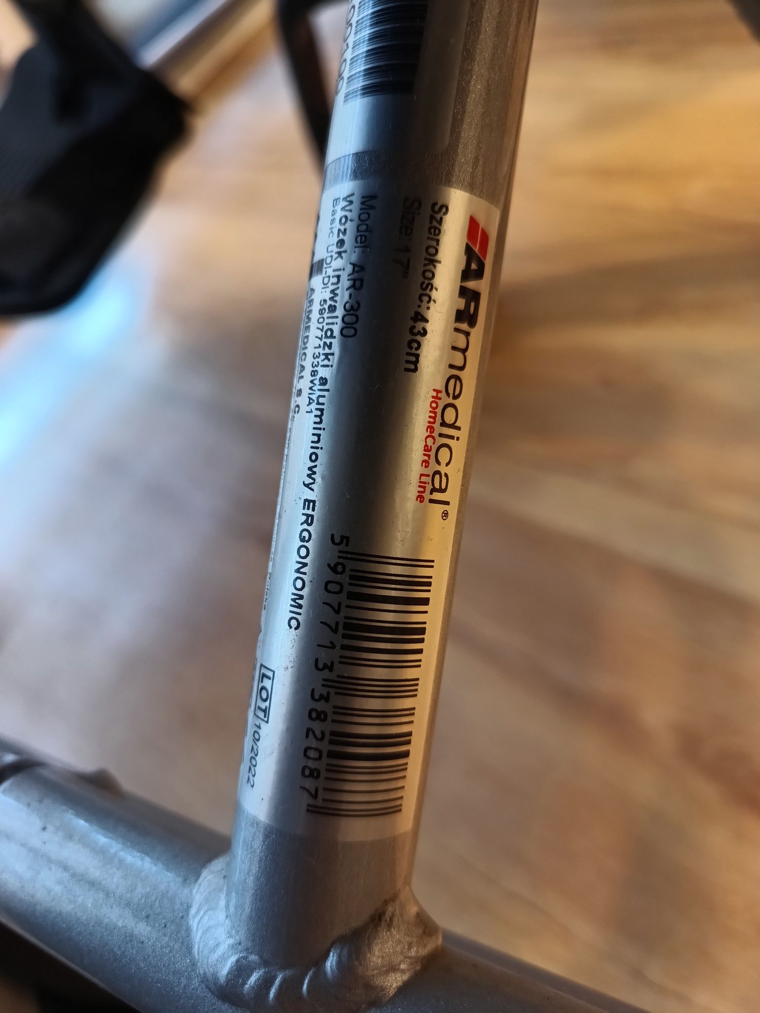 Wózek inwalidzki ARmedical Ergonomic AR300  lekki siedzisko 43 cm
SUPE