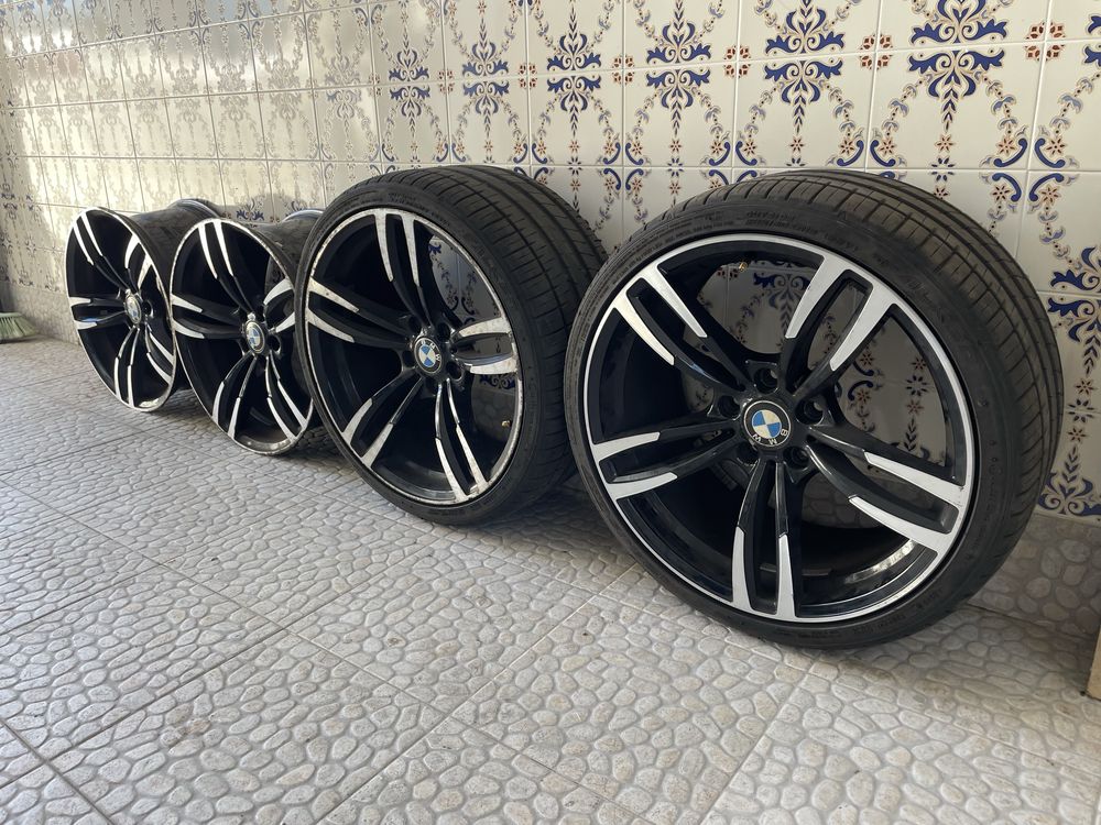 Jantes 19 Com 2 Pneus semi-novos 265/30/19