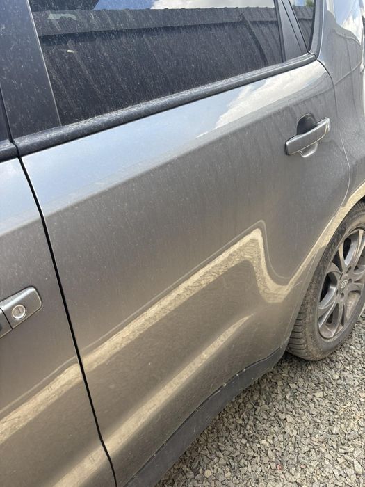 Двері Kia Soul EV цвет IM Соул ев солл