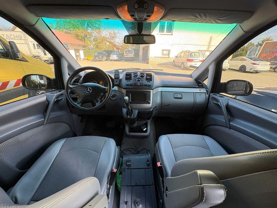 Mercedes-Benz Viano 3.0 CDI V6 • Automat • 7-osób • Klimatyzacja