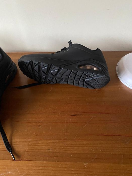 Vendo Skechers Uno Stand on Air NOVAS