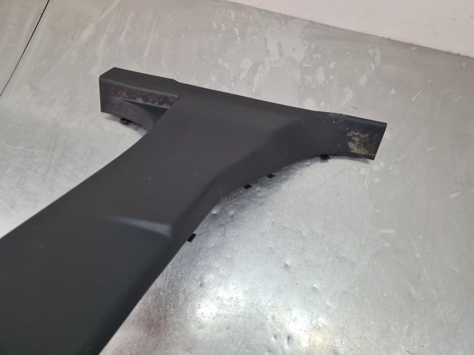 Forras de pilar B direito RENAULT Kangoo III