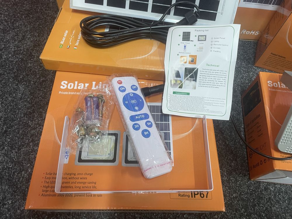 Lampa solarna VÖGLER GmBh 100W neutral, sensor zmierzchu SOLAR LIGHT