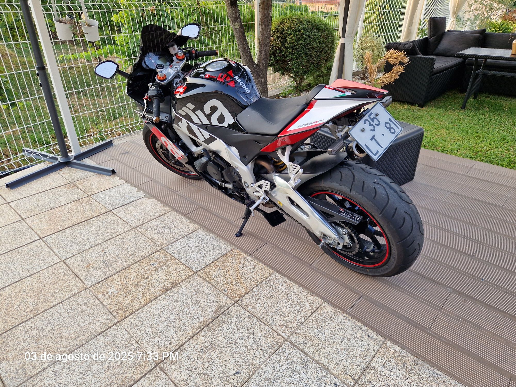 Aprilia RSV4 nacional