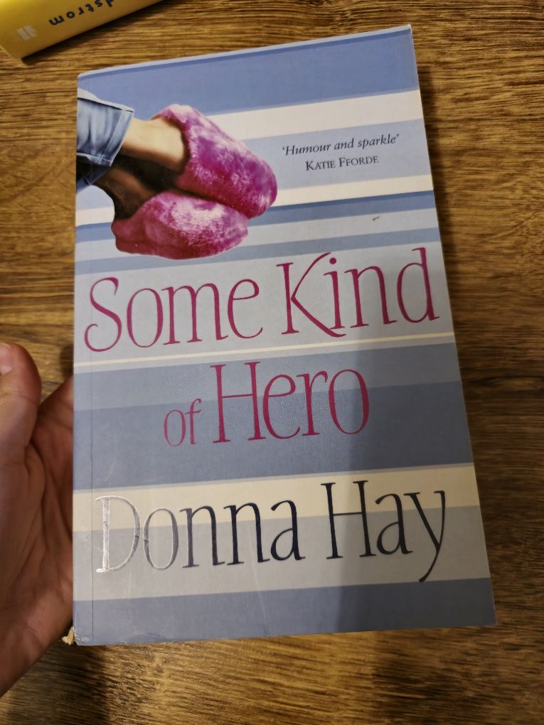 Ksiazka Some kind of hero donna hay