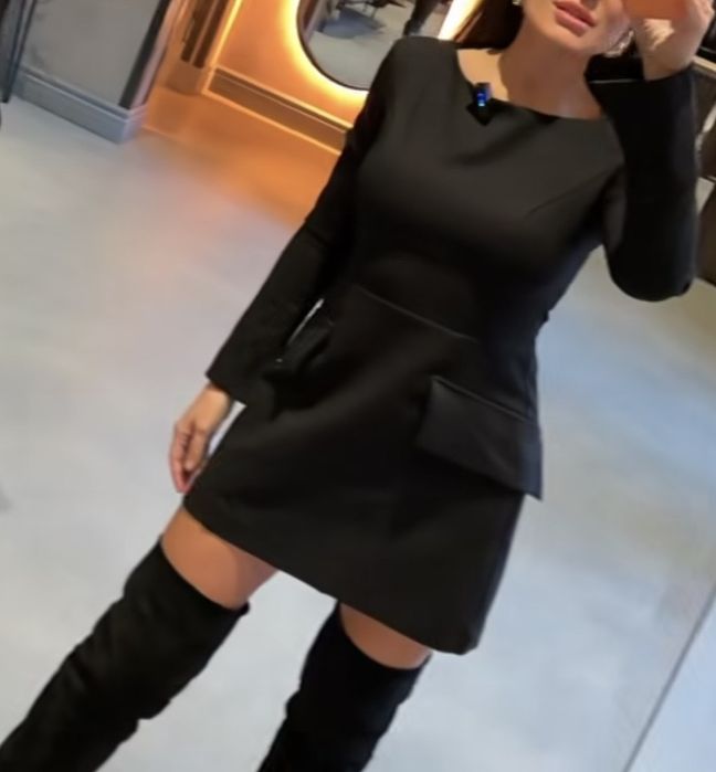 Платье коктейльное