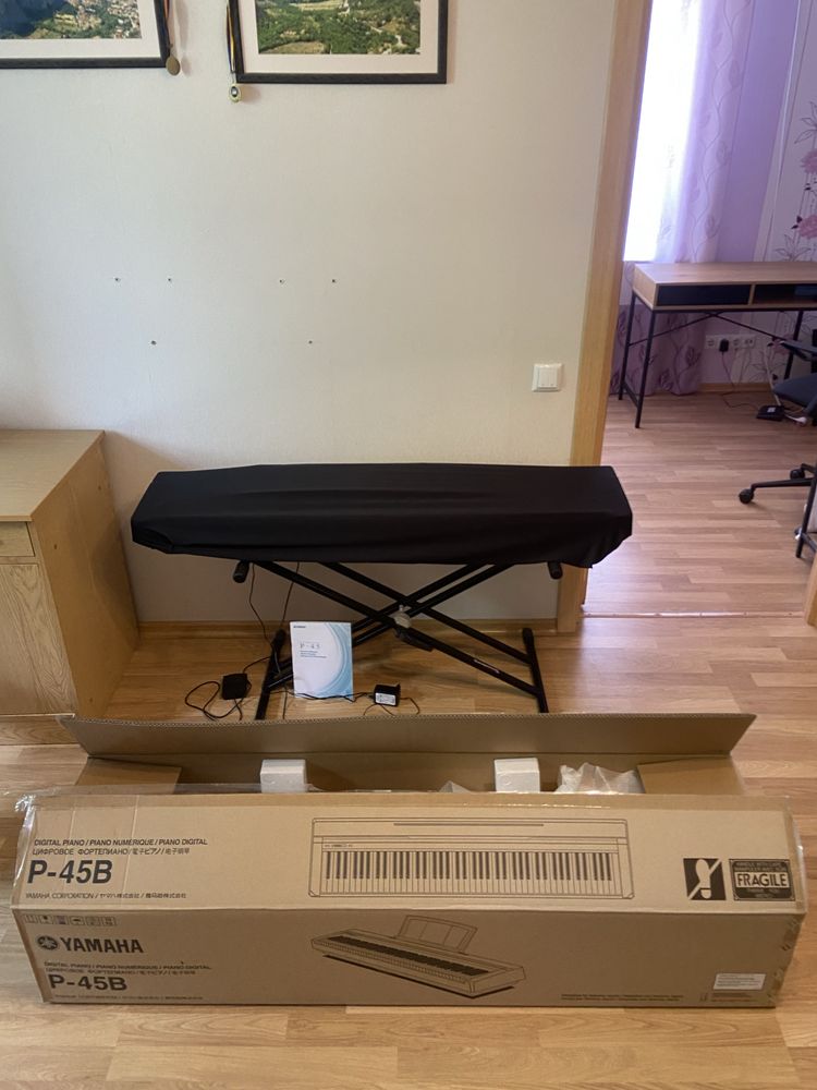Цифрове піаніно YAMAHA P-45 + стійка + чохол
