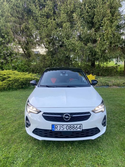 Opel Corsa Opel corsa 1.2 Direct injection Turbo GS