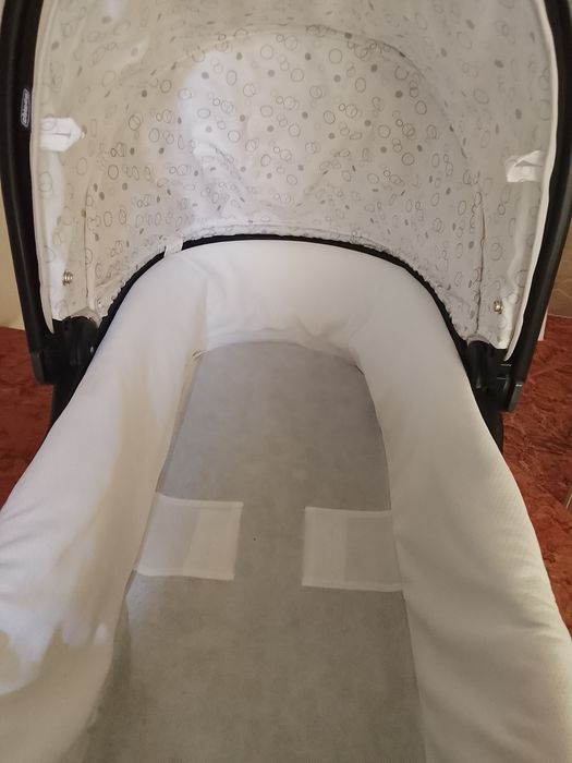 Berço para bebé em perfeito estado