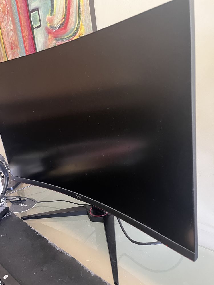 Monitor Curvo Gaming AOC 31.5”