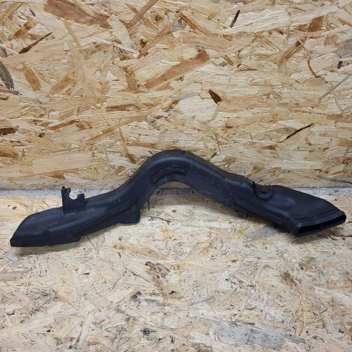 FORD FOCUS MK2 08-11R LIFT KOMBI HB 1.8 TDCI ŁAPACZ WLOT POWIETRZA