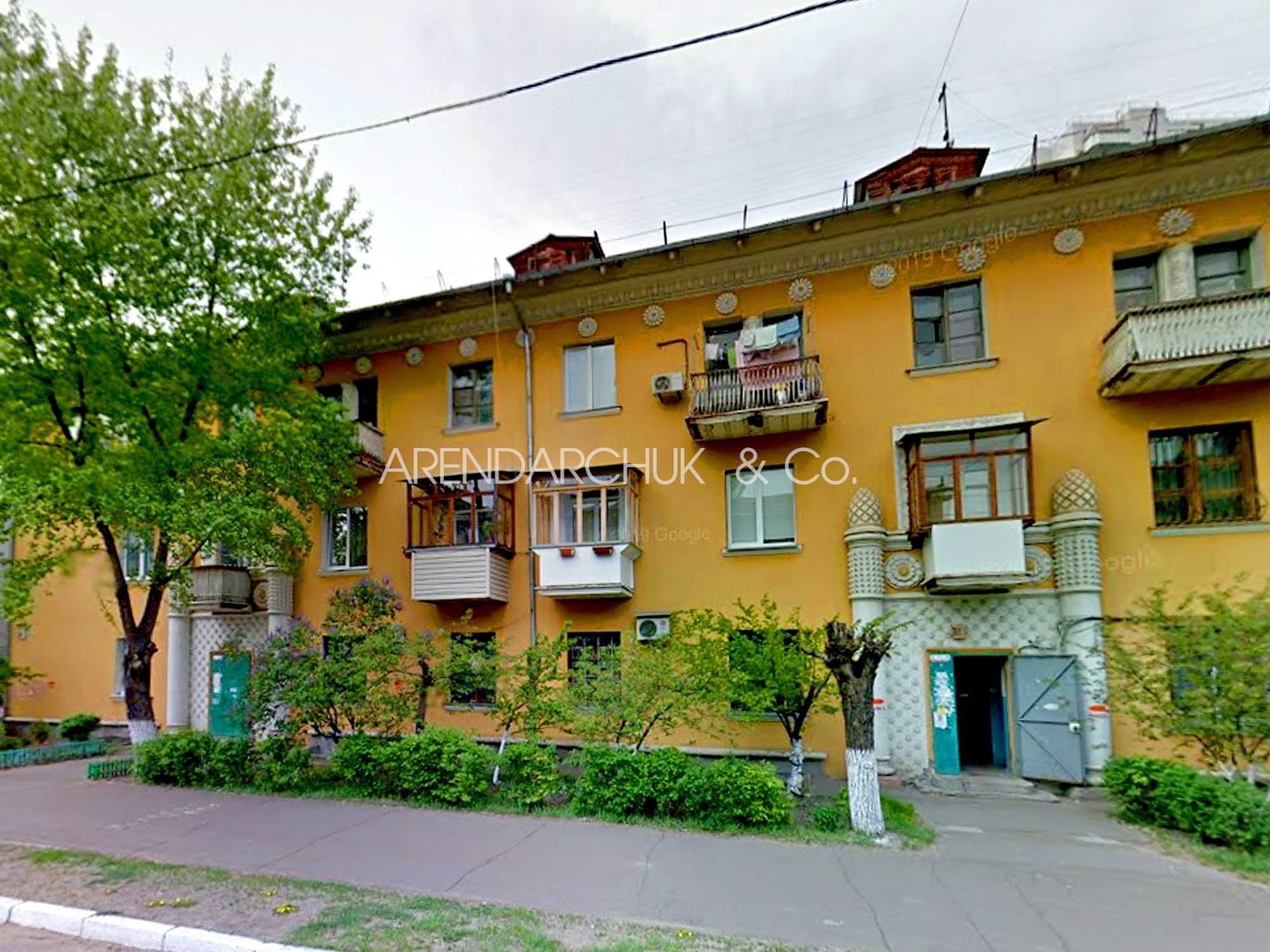 Продаж кімнат в комунальній квартирі Дніпровський р-н Алматинська 91