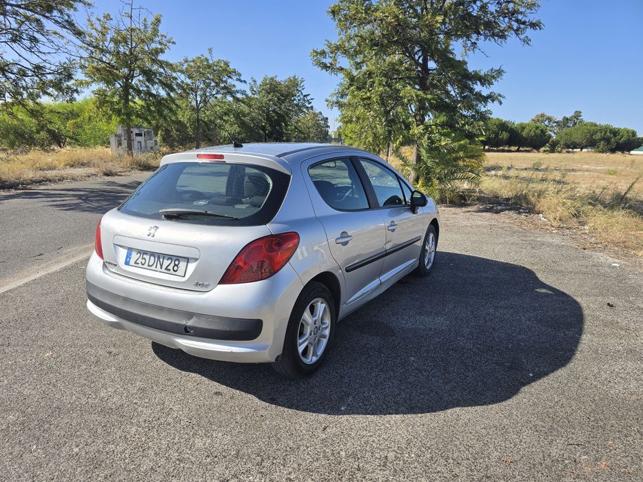 Peugeot 207 1.4 hdi