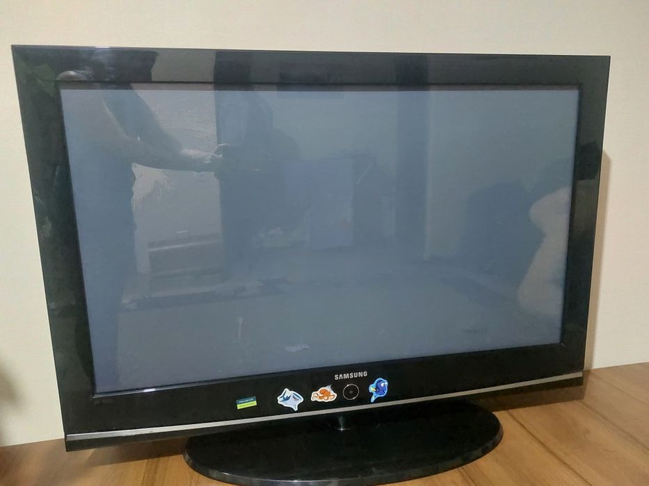 Телевізор 42 діагональ самсунг