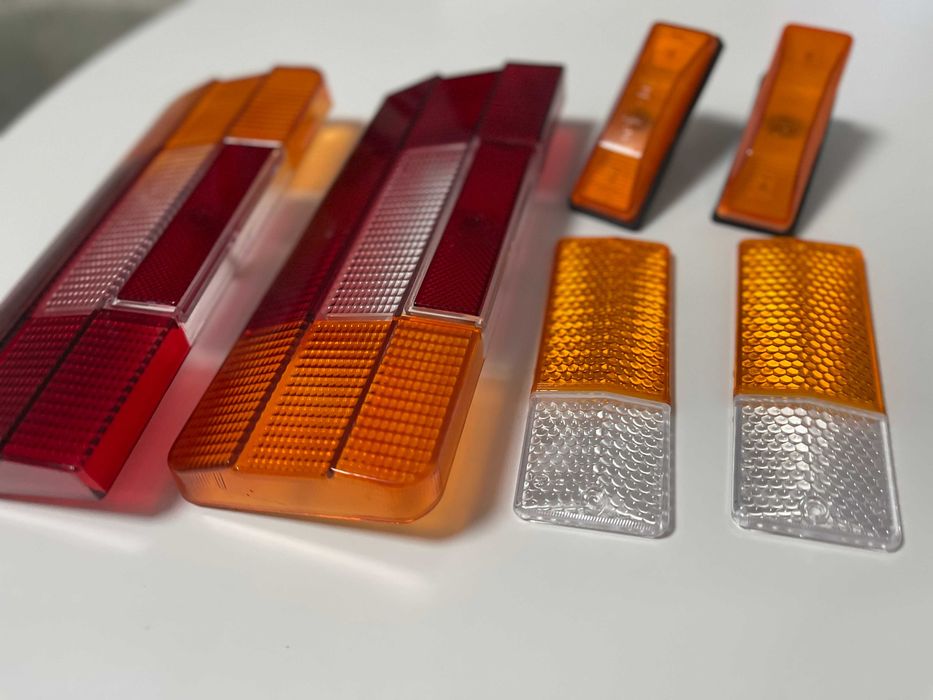 стекло подфарника ваз задние 2106