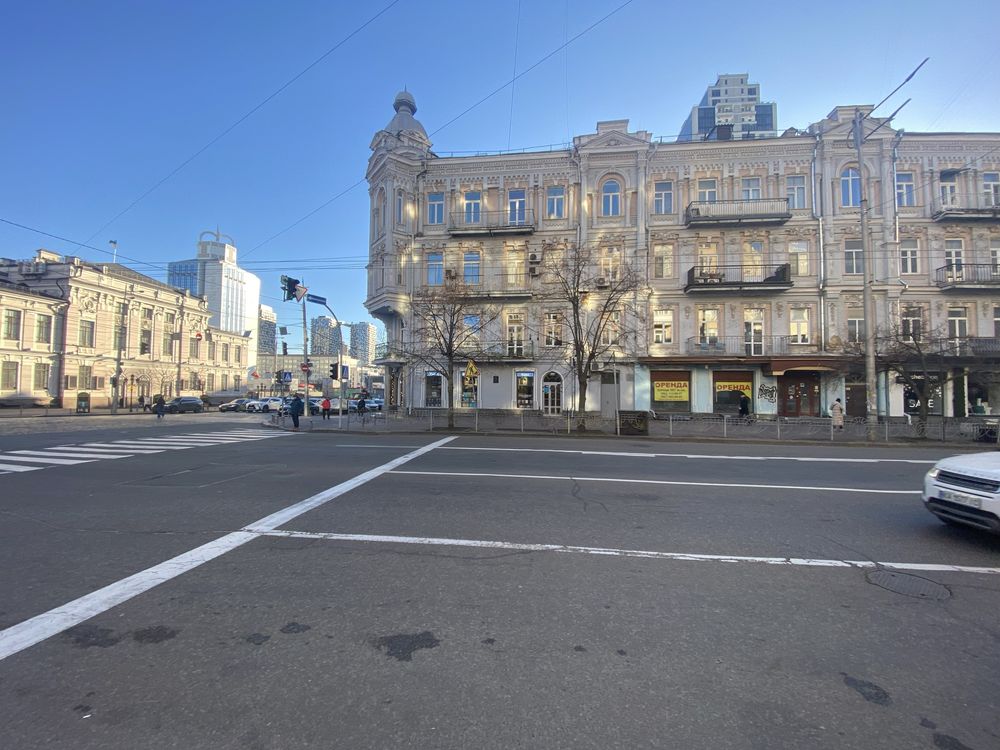 Без% Центр. Жилянська, 5/60. В.Васильківська. М. Олімпійська. 374м2