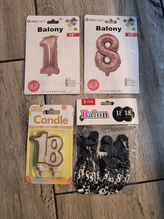 Balony i świeczka na 18 urodziny