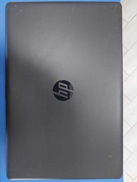 Ноутбук HP17-by1033dx (i5-чотириядерний)потужний,гарний стан,гарантія!