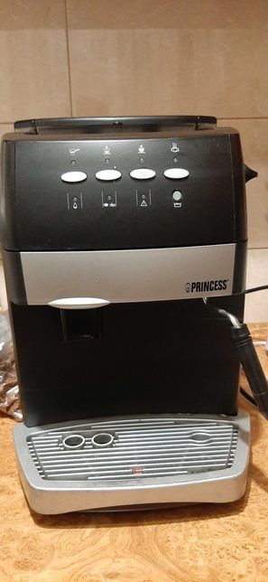 Кофеварка  , кофейный апарат Princess