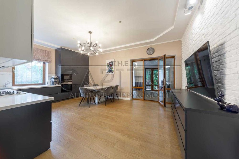 Продаж Ексклюзивний Будинок Осокорки