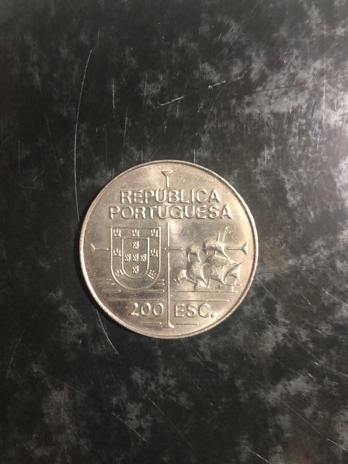 Moedas de 200 escudos