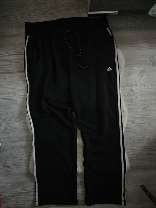 Spodnie Dresowe Adidas Baggy Dzwony Rozmiar XL Czarne Luźny krój Dres