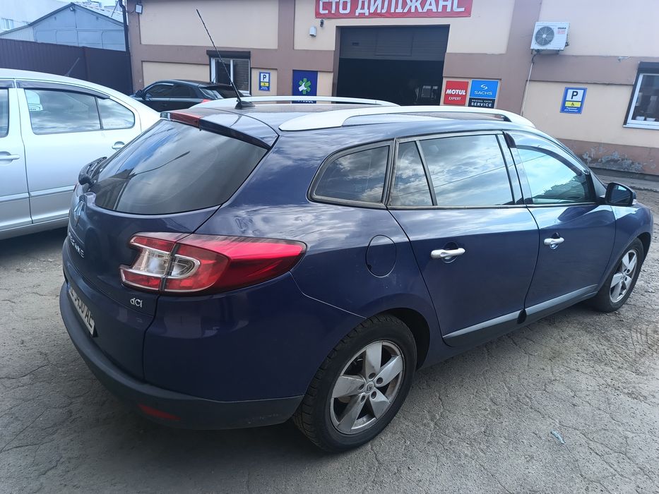 Продам Рено Меган 3 робот 2011