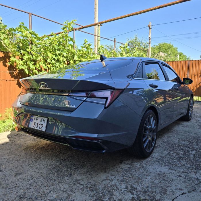 Hyundai Elantra hybrid   Элантра гибрид