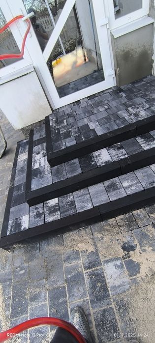 Укладання бруківки